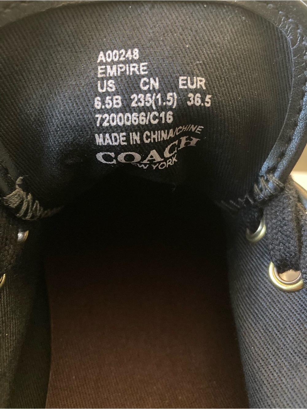 6.5 B Coach Black Grey Signature-Print Low Top Soft Canvas Sneakers. - Picture 9 of 9